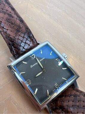Tommy Bahama Men's Swiss Silver Palm TB1001 Watch Italian Woven Calfskin band